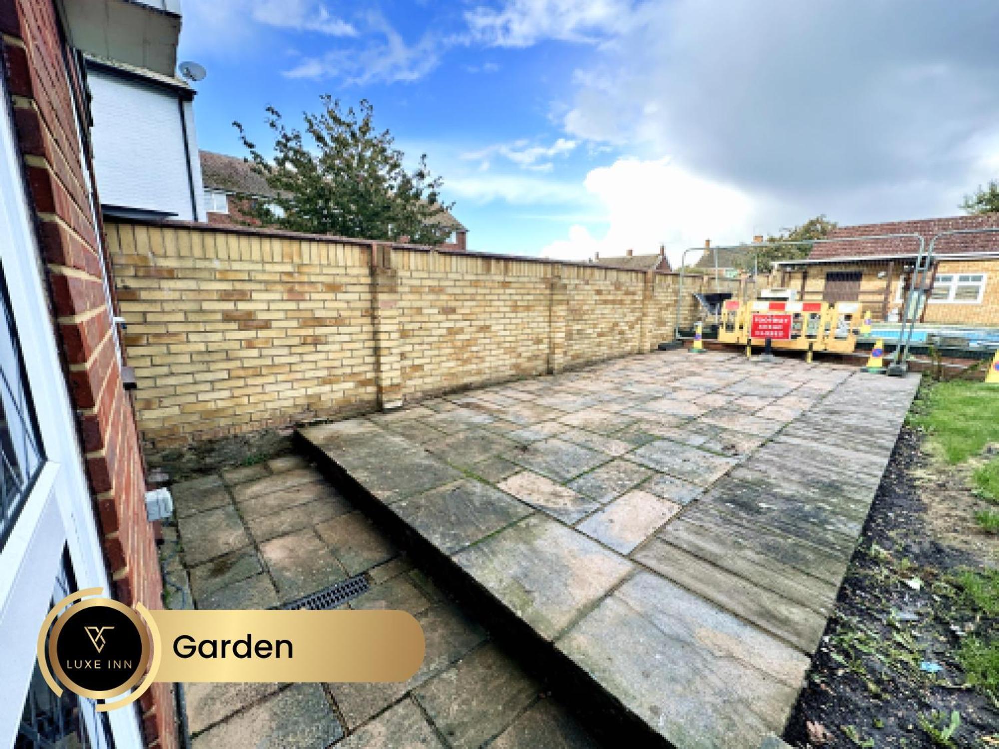 4 Bedroom House, Heathrow Airport, Luxe Inn Colnbrook Bagian luar foto